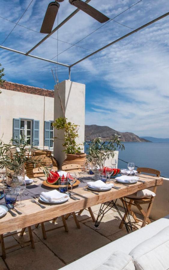 Bed and Breakfast The Anchor House Symi Exterior foto