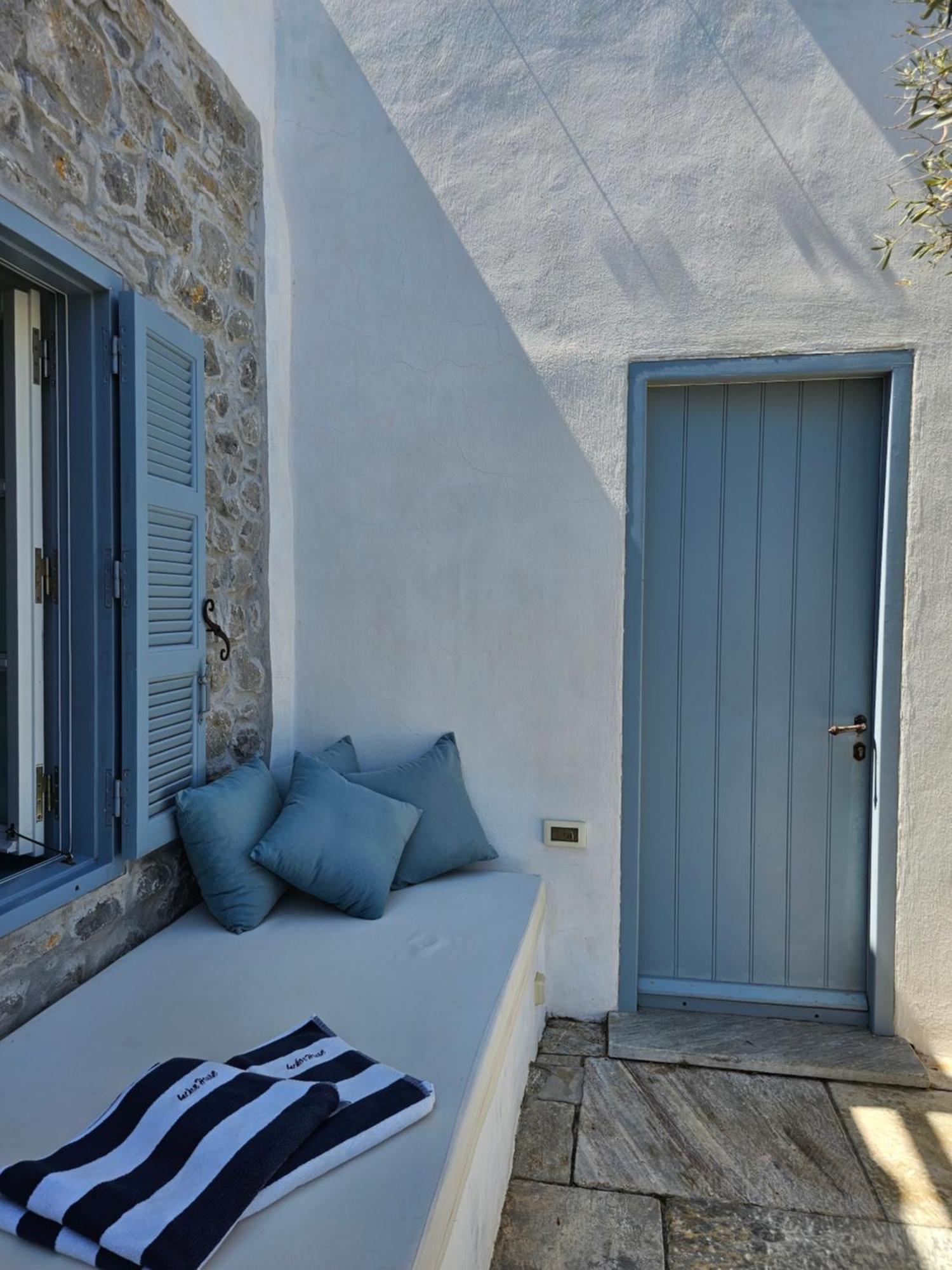 Bed and Breakfast The Anchor House Symi Zimmer foto
